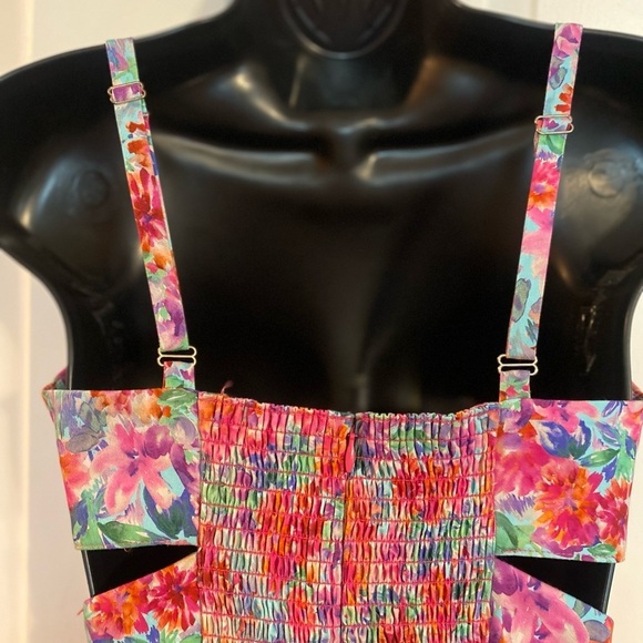 “AMANDA UPRICHARD” Floral & Chain Flared Dress - Picture 10 of 13